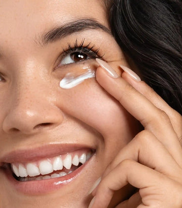 كريم تفتيح الهالات السوداء لجميع أنواع البشرة Eye Brightening Crème 15g